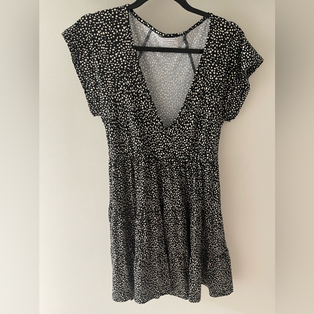 Soft, V-neck, black and white sundress! Urban Outfitters